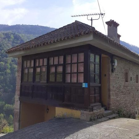 Aparatamento Rural El Oso 3 Pola de Somiedo Bagian luar foto
