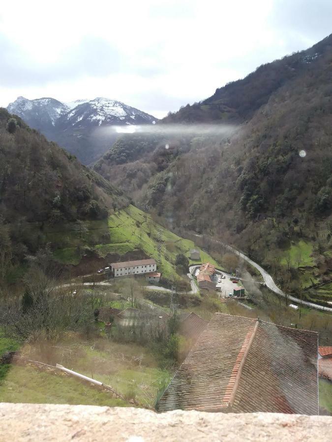 Aparatamento Rural El Oso 3 Pola de Somiedo Bagian luar foto